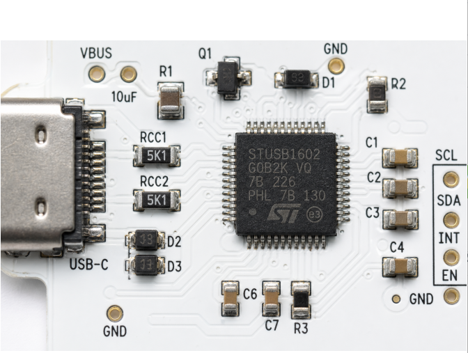 3-usb-pd-controller-ic-closeup.
