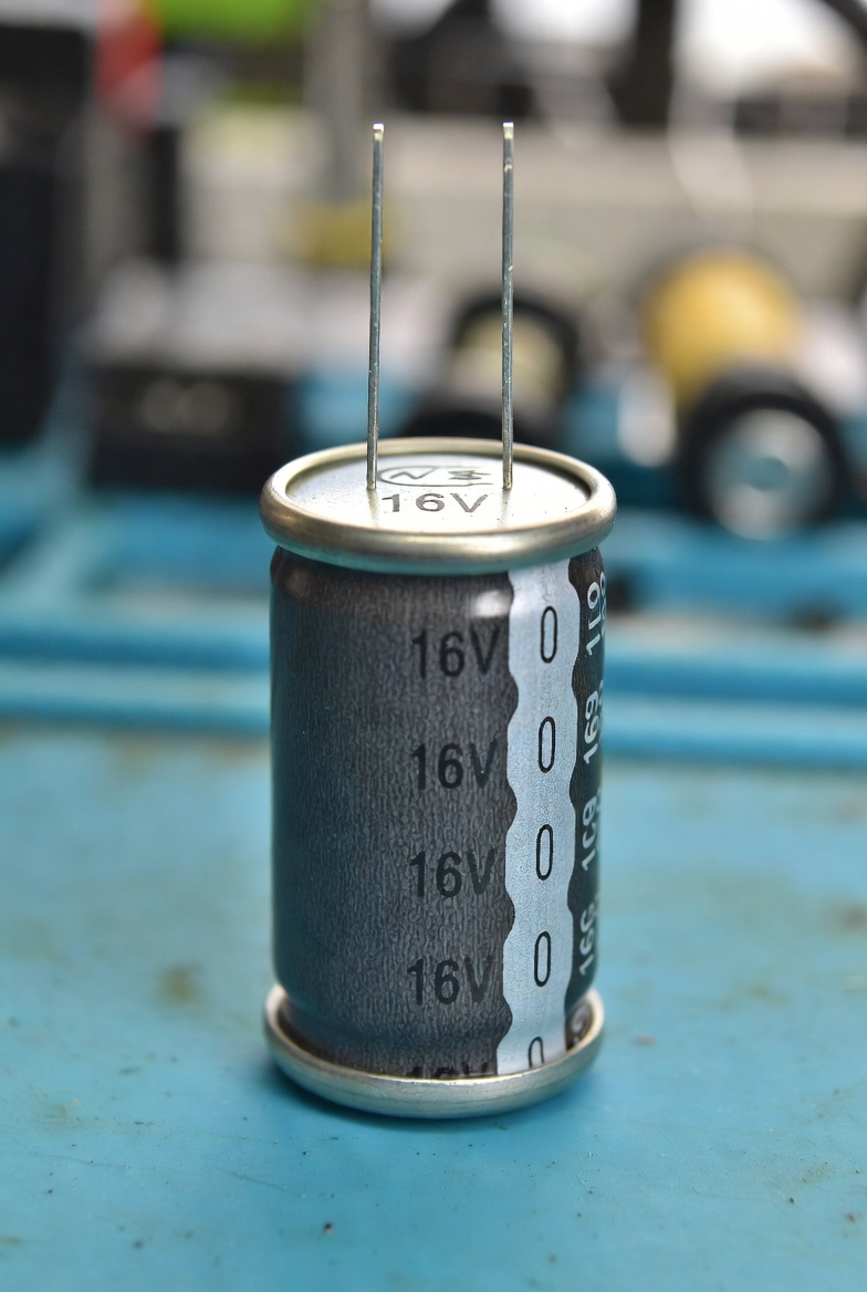 tantalum_capacitor_overview